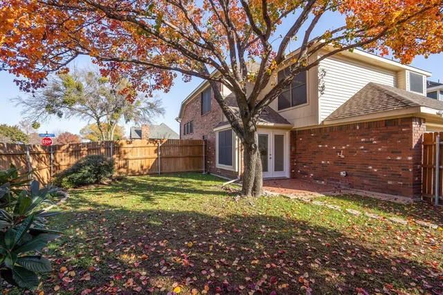 $2,500 | 329 Parkway Boulevard, Coppell, TX 75019