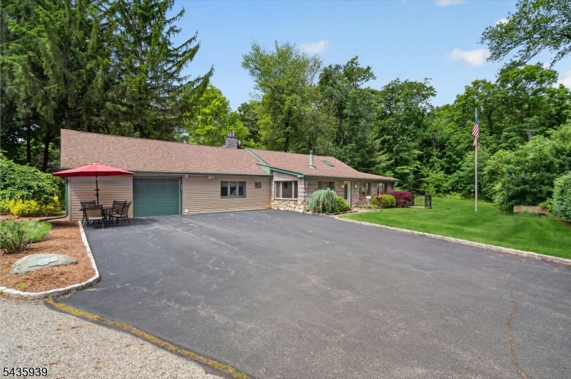 11 Rocky Point Road West Milford, NJ 07421 - Photo 2 of 47