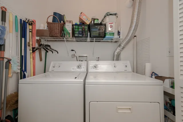 $334,900 | 1700 Riverwoods Drive, Unit 414, Melrose Park, IL 60160