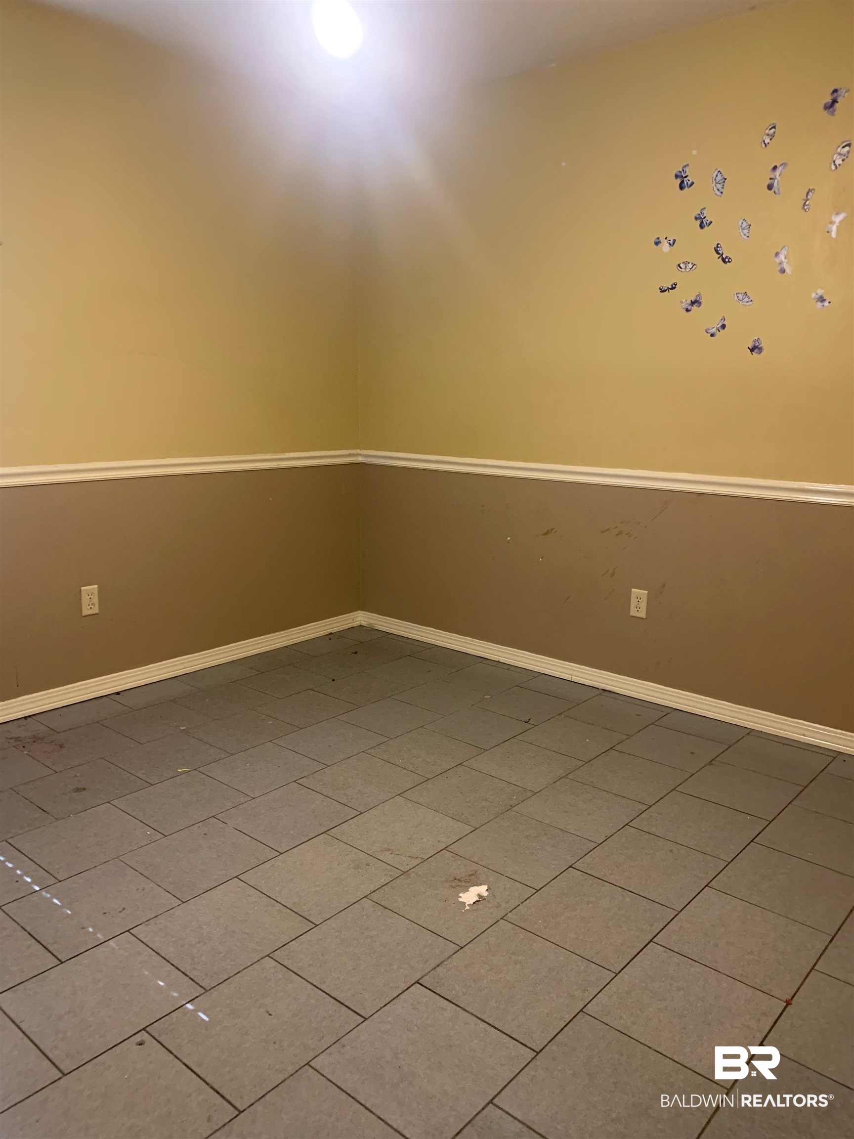 1612 Erdman Lane Mobile, AL 36618 - Photo 7 of 14 Gallery Image 7
