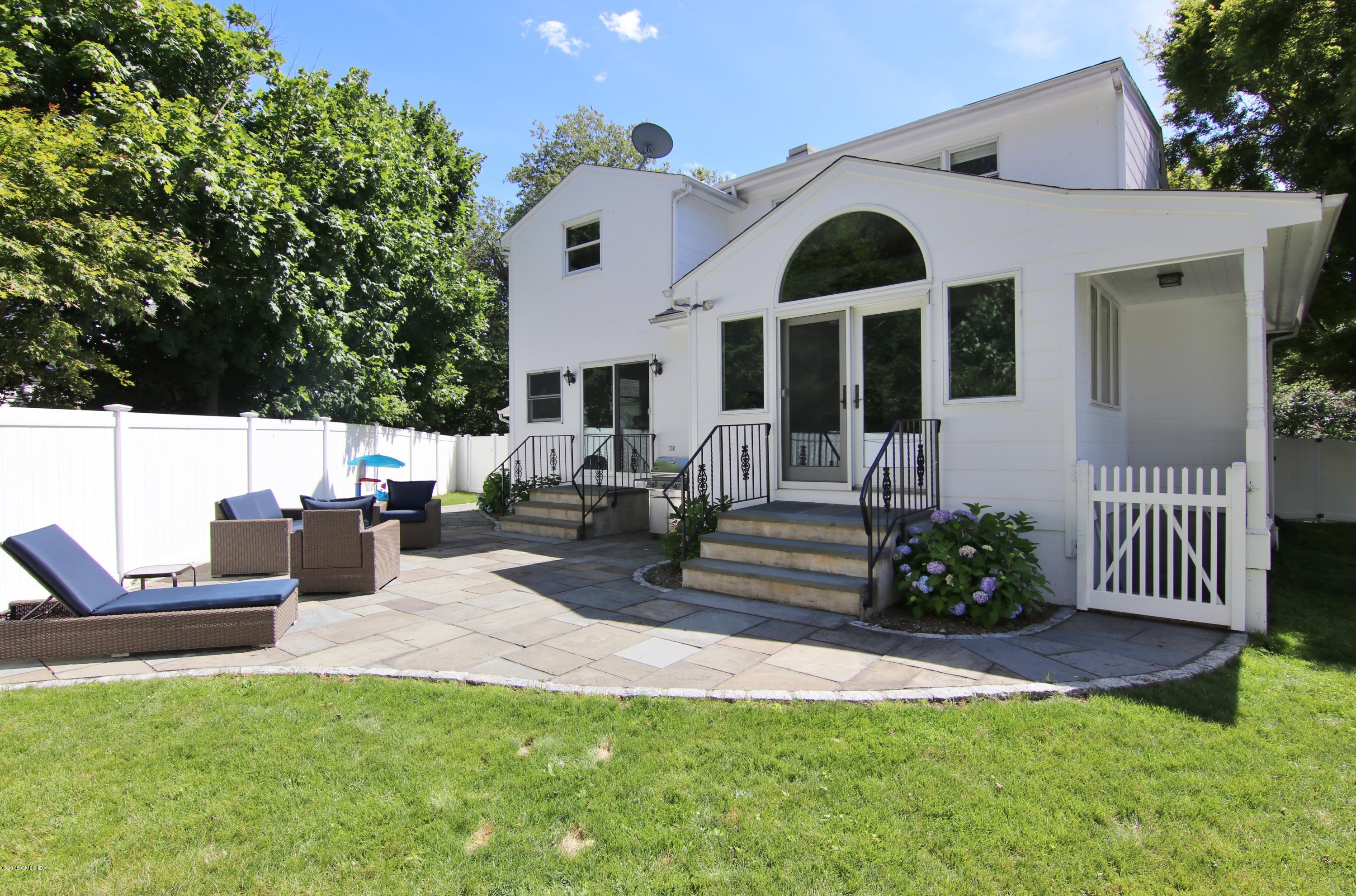 9 Bonwit Road Riverside, CT 06878 - Photo 29 of 29 a view of a house with backyard and sitting area