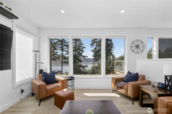 $7,000 | 3107 199th Avenue Southeast, Sammamish, WA 98075
