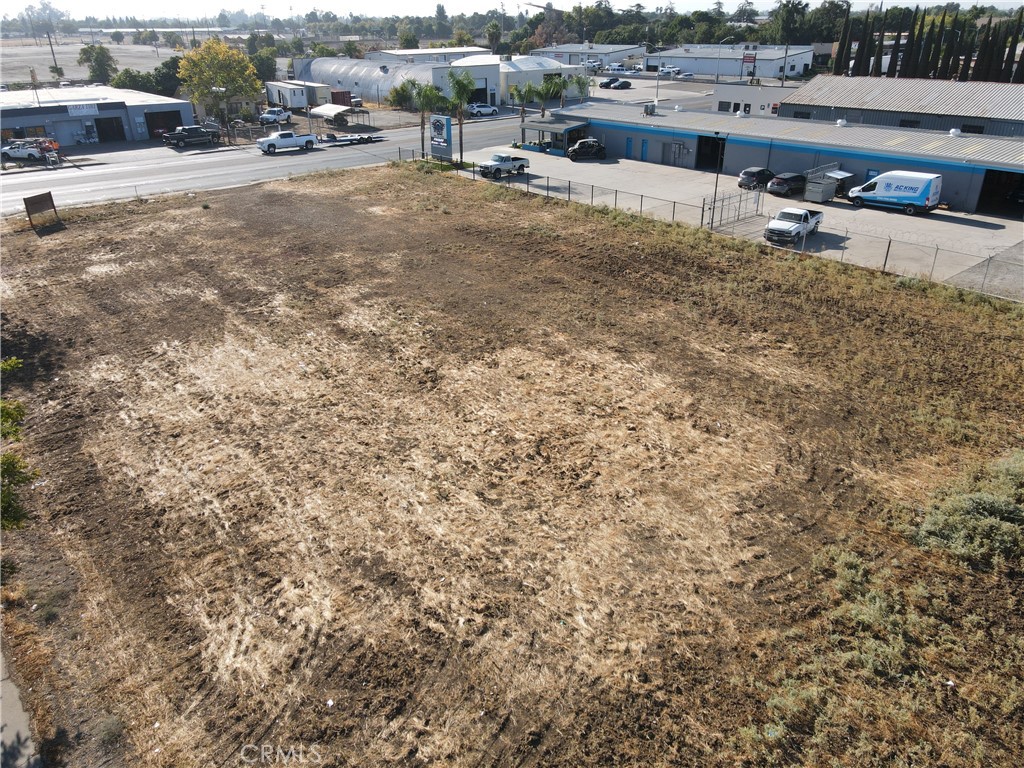 1075 Martin Luther King Jr Way Merced, CA 95341 - Photo 3 of 5