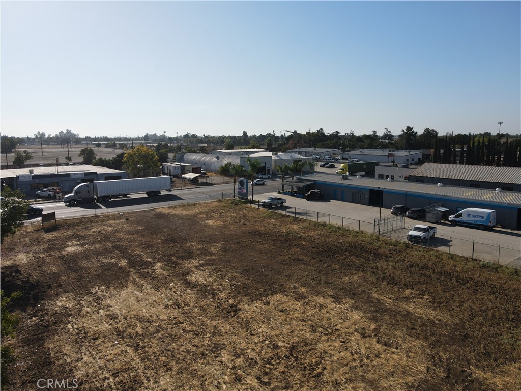 1075 Martin Luther King Jr Way Merced, CA 95341 - Photo 4 of 5 a view of a lake with outdoor space
