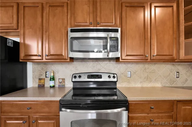 a view of utility room