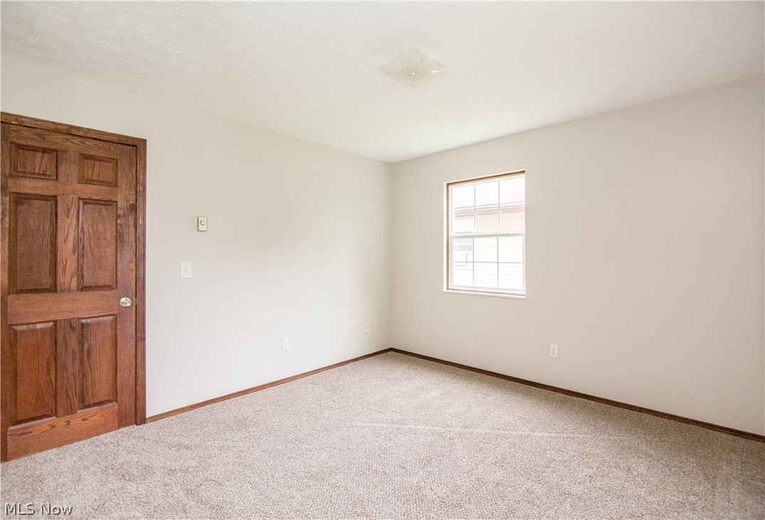 38704 Chestnut Ridge Road Elyria, OH 44035 - Photo 16 of 27 Gallery Image 16