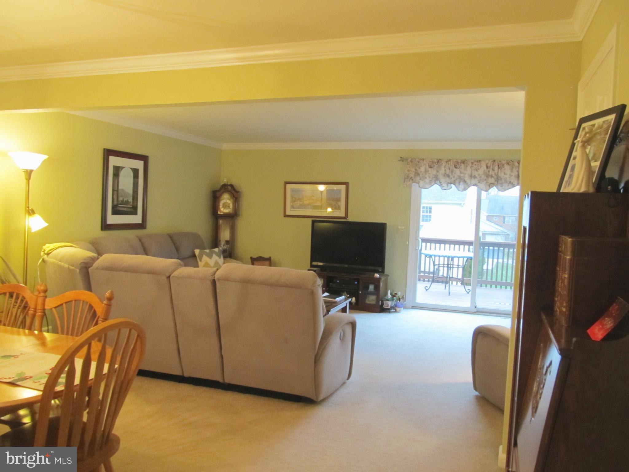 128 Sutherland Road Lancaster, PA 17603 - Photo 6 of 11 Gallery Image 6