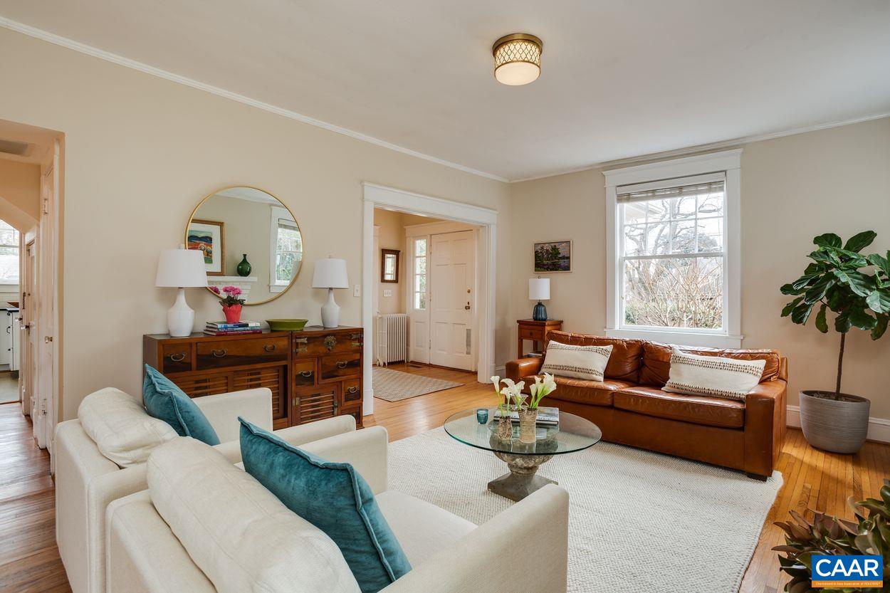 807 Rugby Road Charlottesville, VA 22903 - Photo 13 of 40 Gallery Image 13