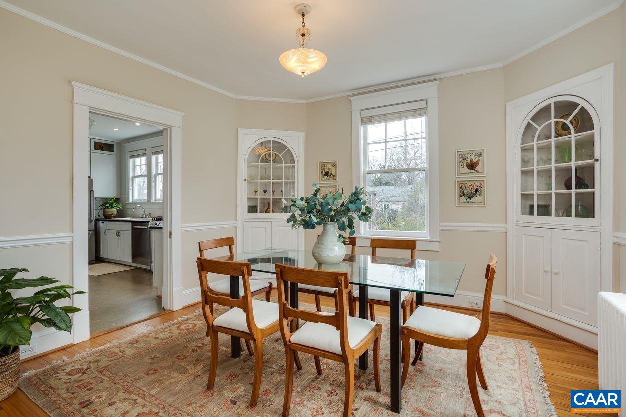 807 Rugby Road Charlottesville, VA 22903 - Photo 14 of 40 Gallery Image 14