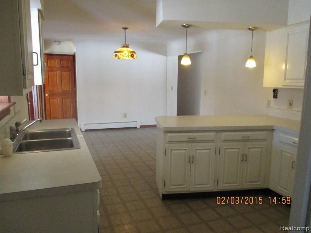13523 Block Road Birch Run, MI 48415 - Photo 6 of 36 IMG_1368.jpg