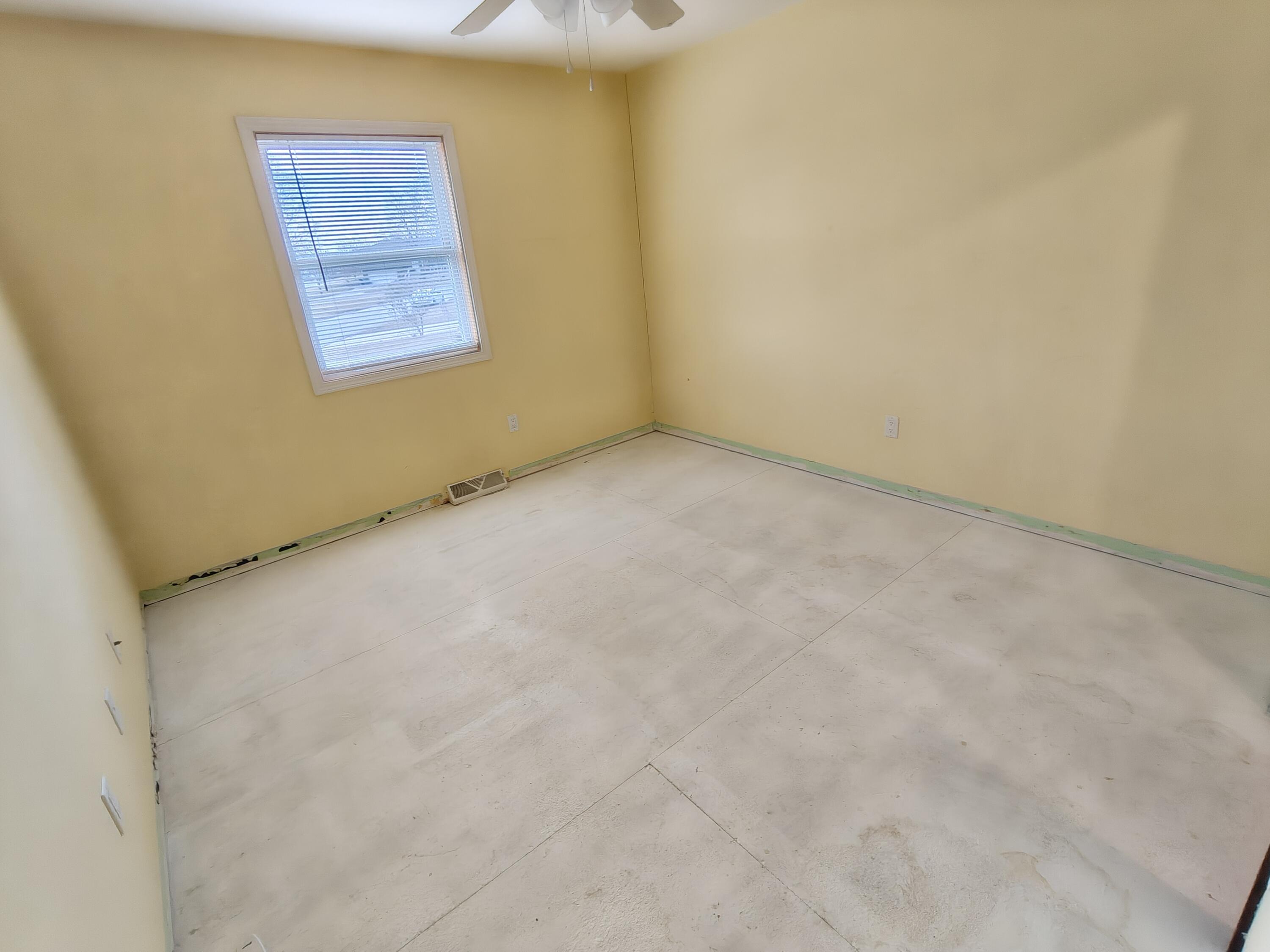 134 Elm Court Hebron, IN 46341 - Photo 14 of 36 a view of an empty room