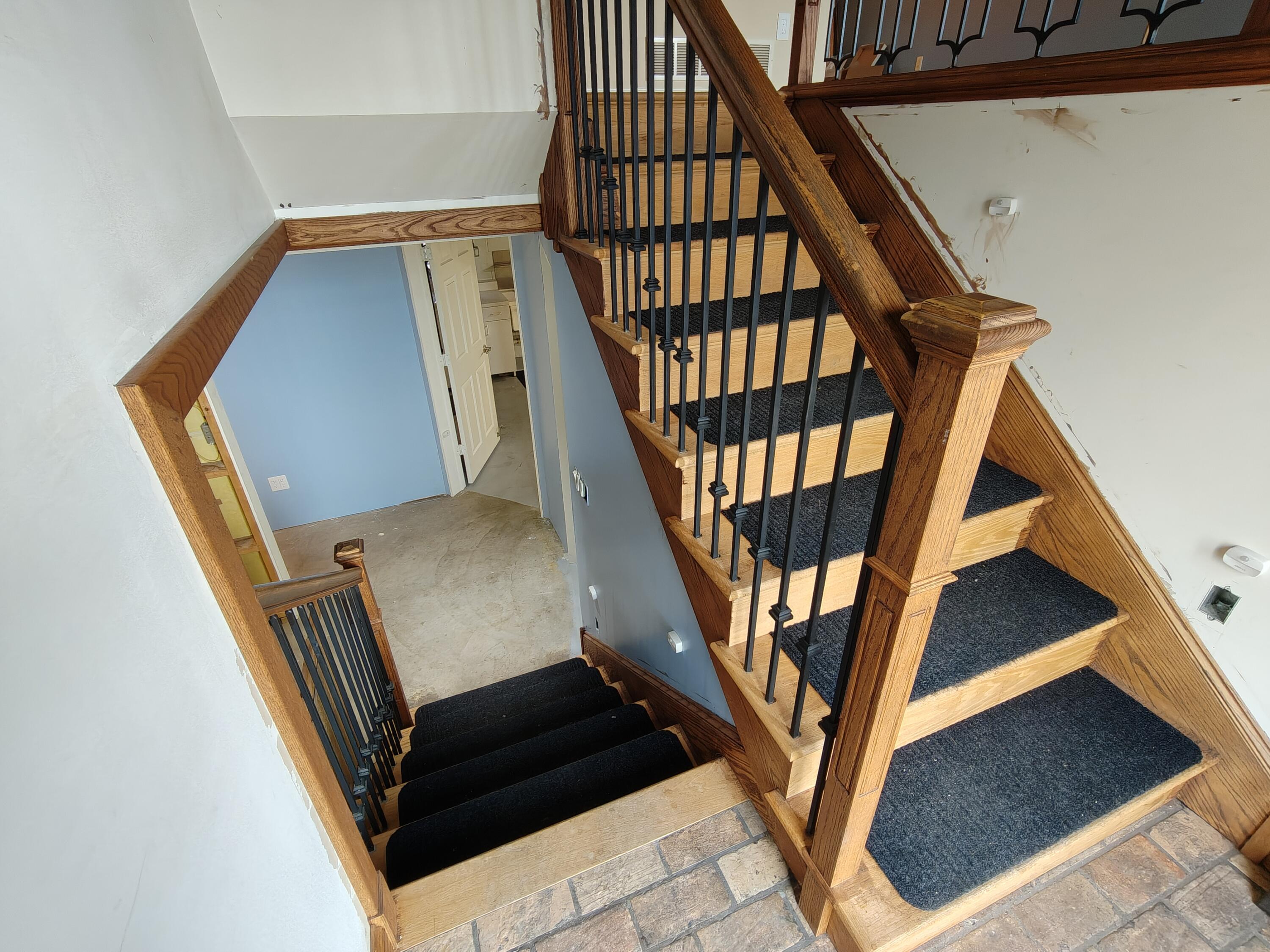 134 Elm Court Hebron, IN 46341 - Photo 16 of 36 a view of entryway