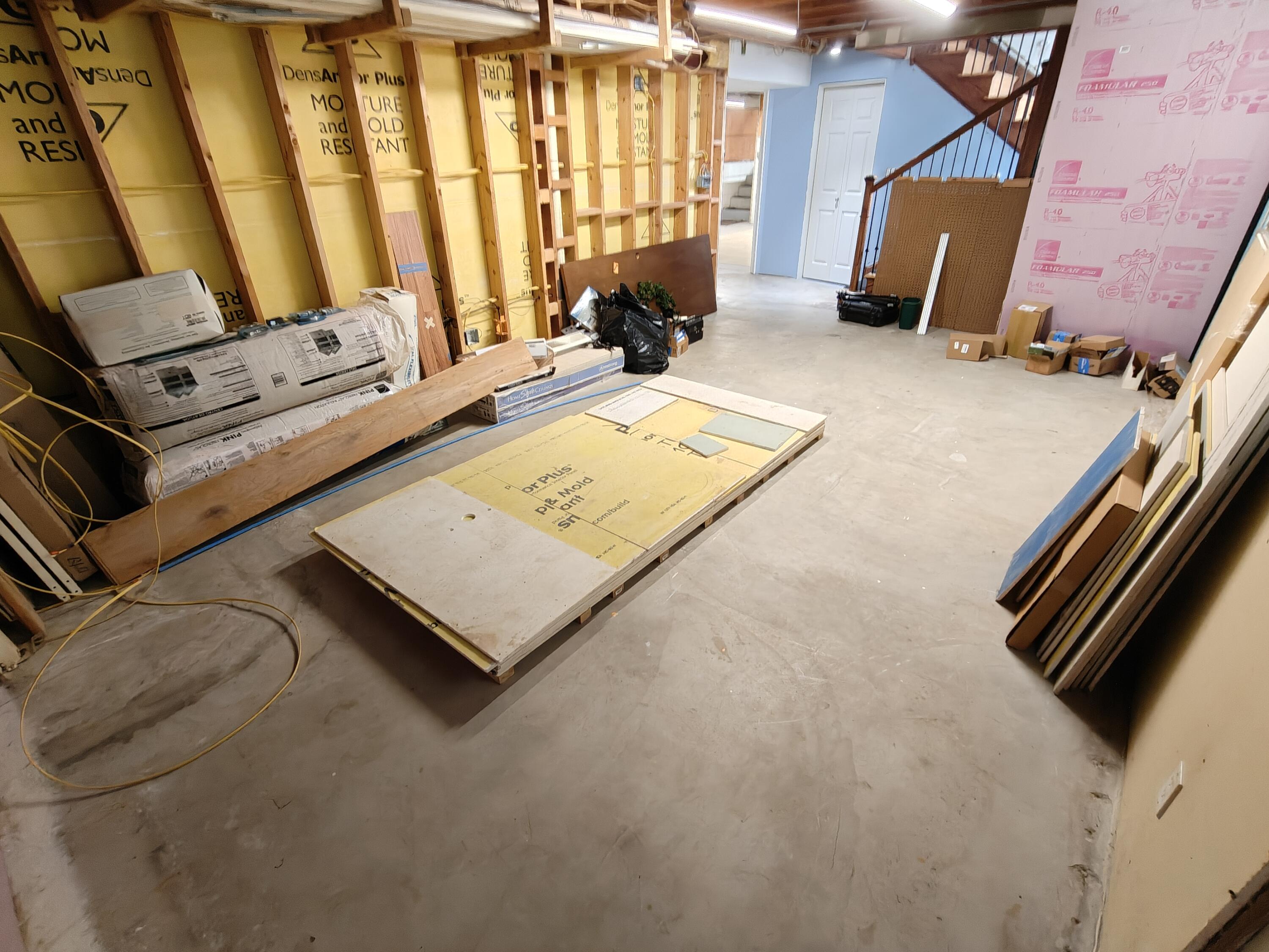 134 Elm Court Hebron, IN 46341 - Photo 18 of 36 a view of a room with gym equipment