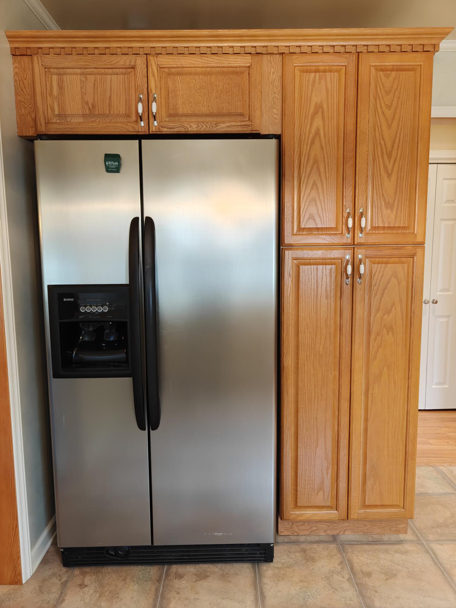 134 Elm Court Hebron, IN 46341 - Photo 8 of 36 a close view of sliding door