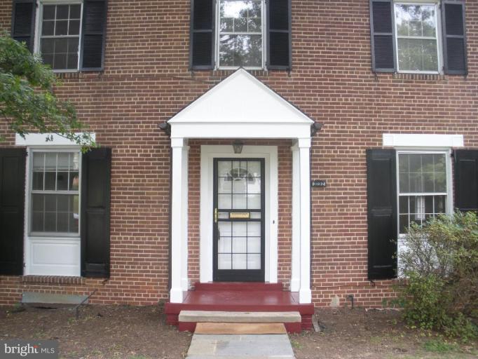3232 Chestnut Street Northwest Washington, DC 20015 - Photo 2 of 15 Exterior #2