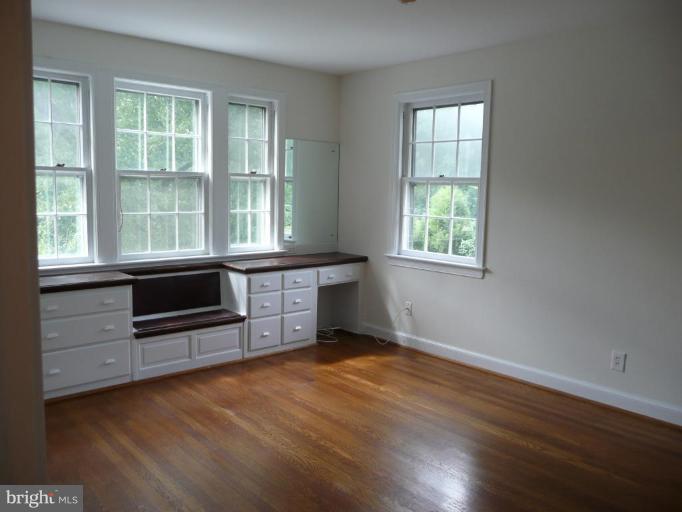 3232 Chestnut Street Northwest Washington, DC 20015 - Photo 15 of 15 Master Bedroom #2