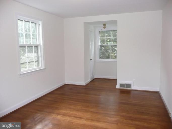 3232 Chestnut Street Northwest Washington, DC 20015 - Photo 8 of 15 Bedroom #3