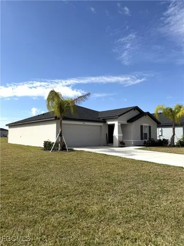 $1,950 | 4130 Granita Court, North Fort Myers, FL 33917