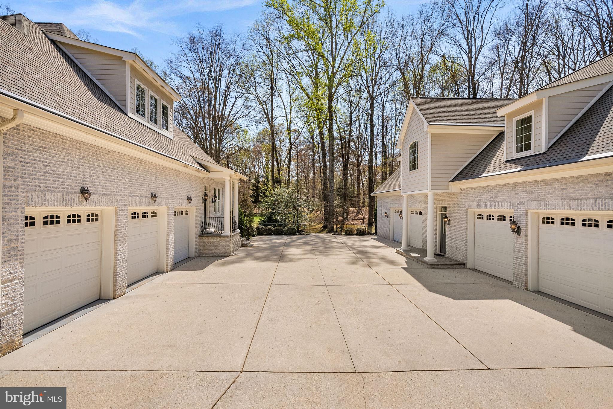 11913 Chapel Road Clifton, VA 20124 - Photo 6 of 124 7 garage bays in total