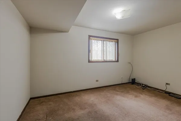 $239,900 | 16533 Louis Avenue, South Holland, IL 60473