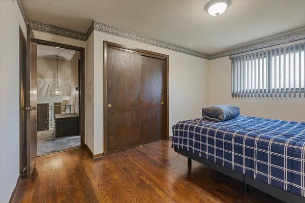 $239,900 | 16533 Louis Avenue, South Holland, IL 60473