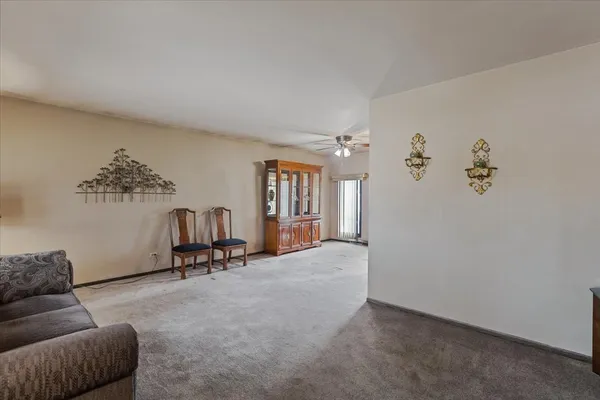 $239,900 | 16533 Louis Avenue, South Holland, IL 60473