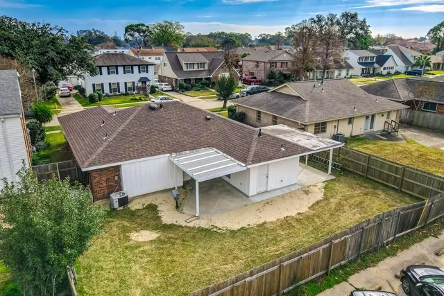 $285,000 | 31 Antigua Drive, Kenner, LA 70065