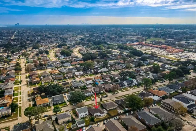 $285,000 | 31 Antigua Drive, Kenner, LA 70065