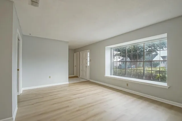 $285,000 | 31 Antigua Drive, Kenner, LA 70065