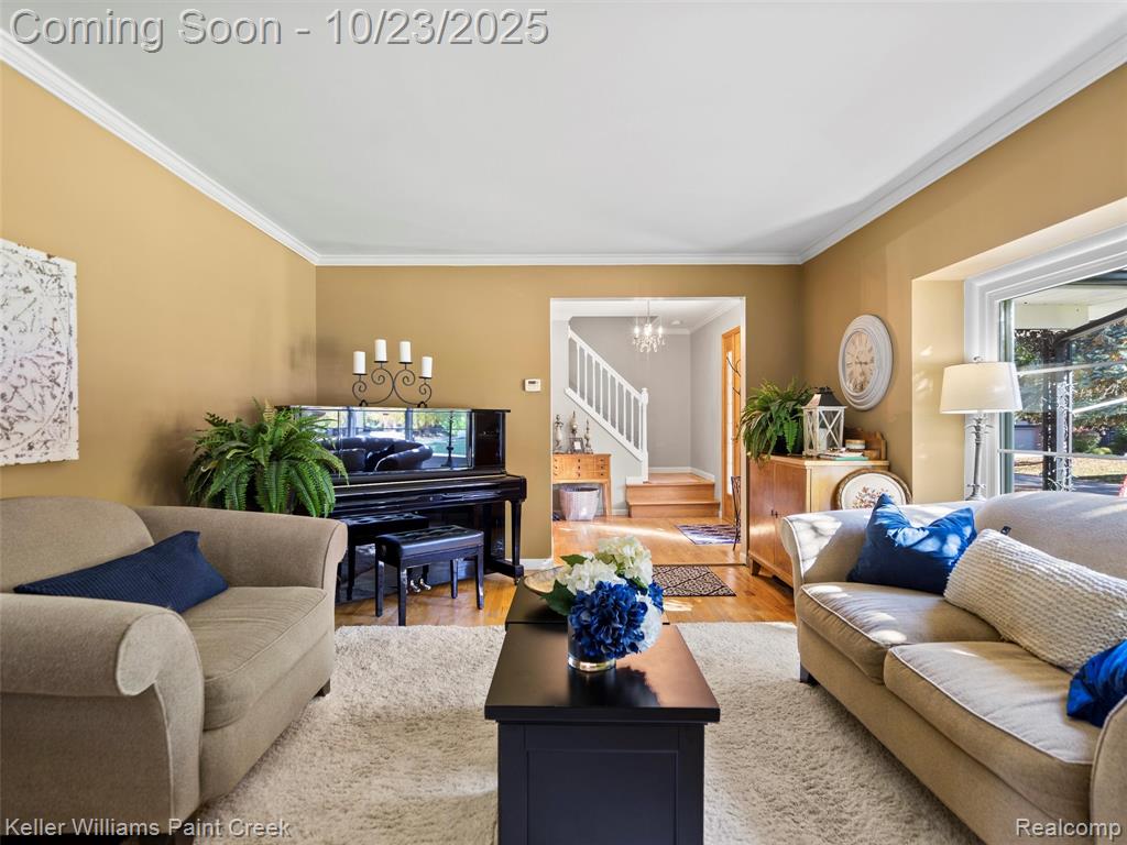 2152 Avoncrest Drive Rochester Hills, MI 48309 - Photo 6 of 42