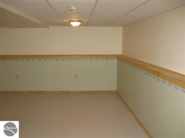 10889 Wildwood Road Interlochen, MI 49643 - Photo 14 of 19 1723421-13.JPG