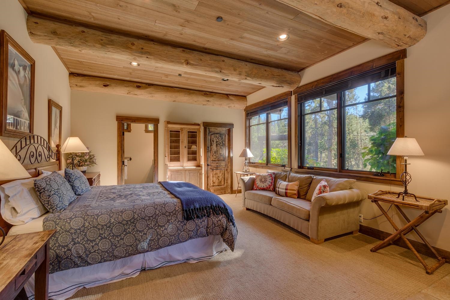 5048 River Road Truckee, CA 96161 - Photo 11 of 16 Gallery Image 11