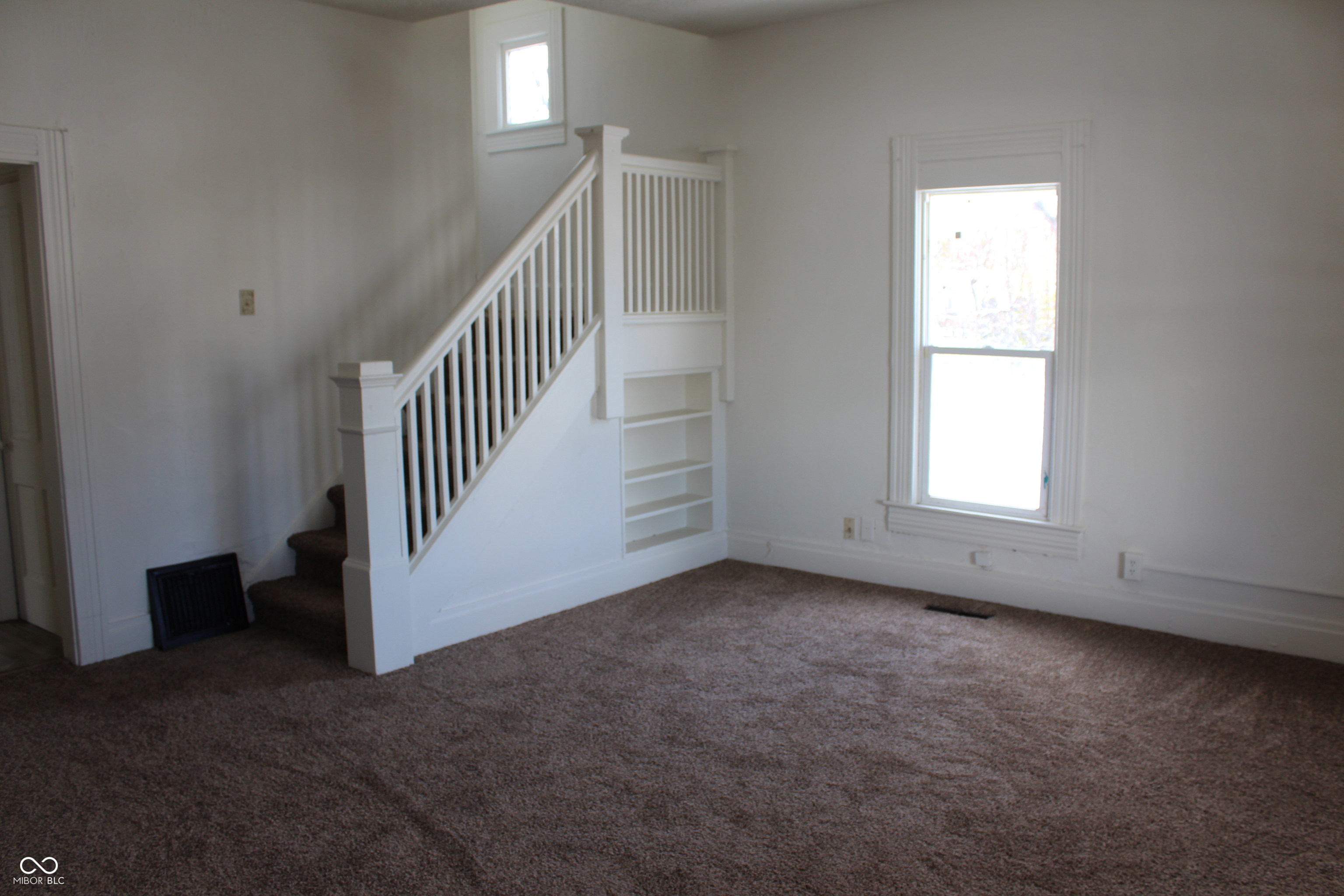 233 West 4th Street Anderson, IN 46016 - Photo 4 of 12