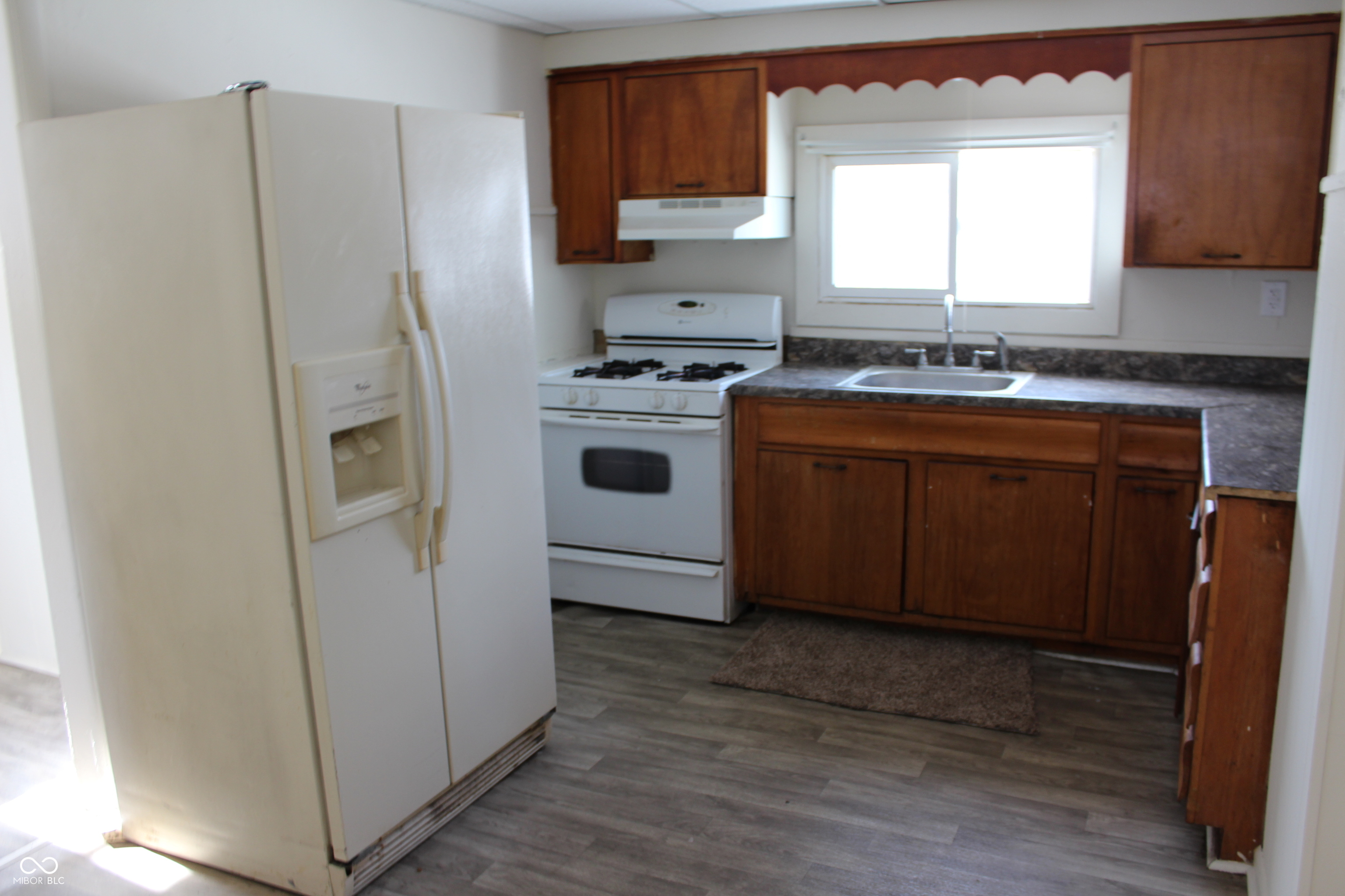 233 West 4th Street Anderson, IN 46016 - Photo 8 of 12