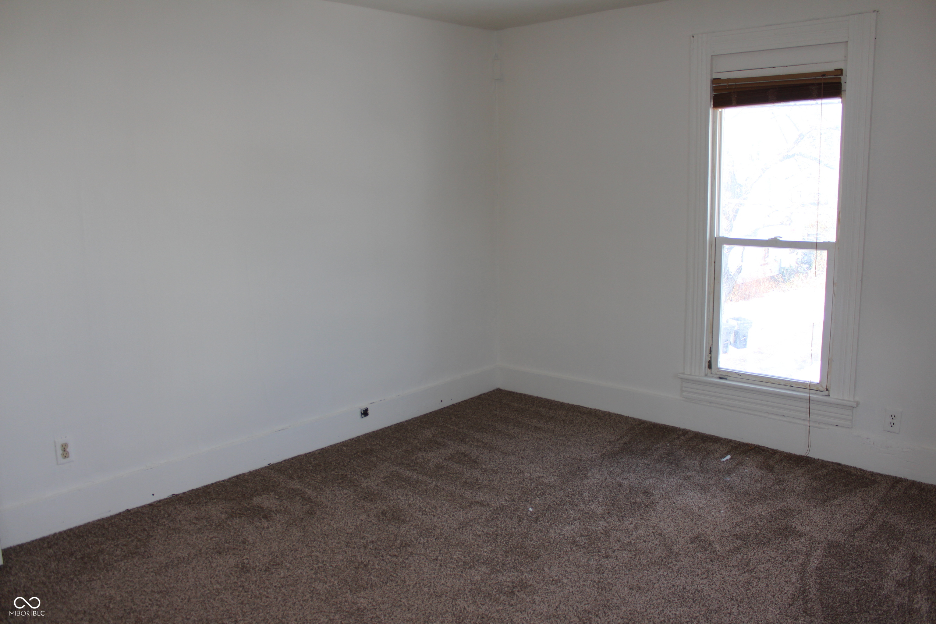 233 West 4th Street Anderson, IN 46016 - Photo 9 of 12