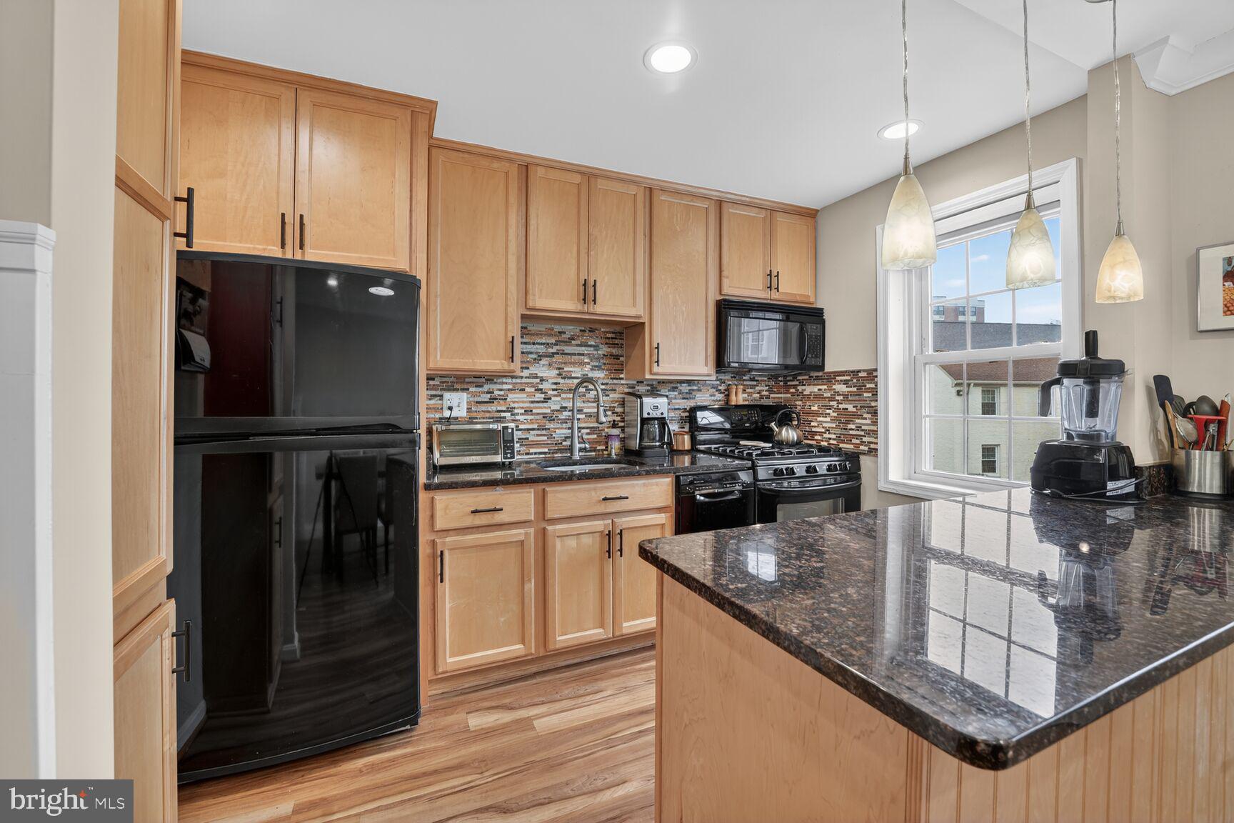 2208 Colston Drive, Unit 101 Silver Spring, MD 20910 - Photo 3 of 17