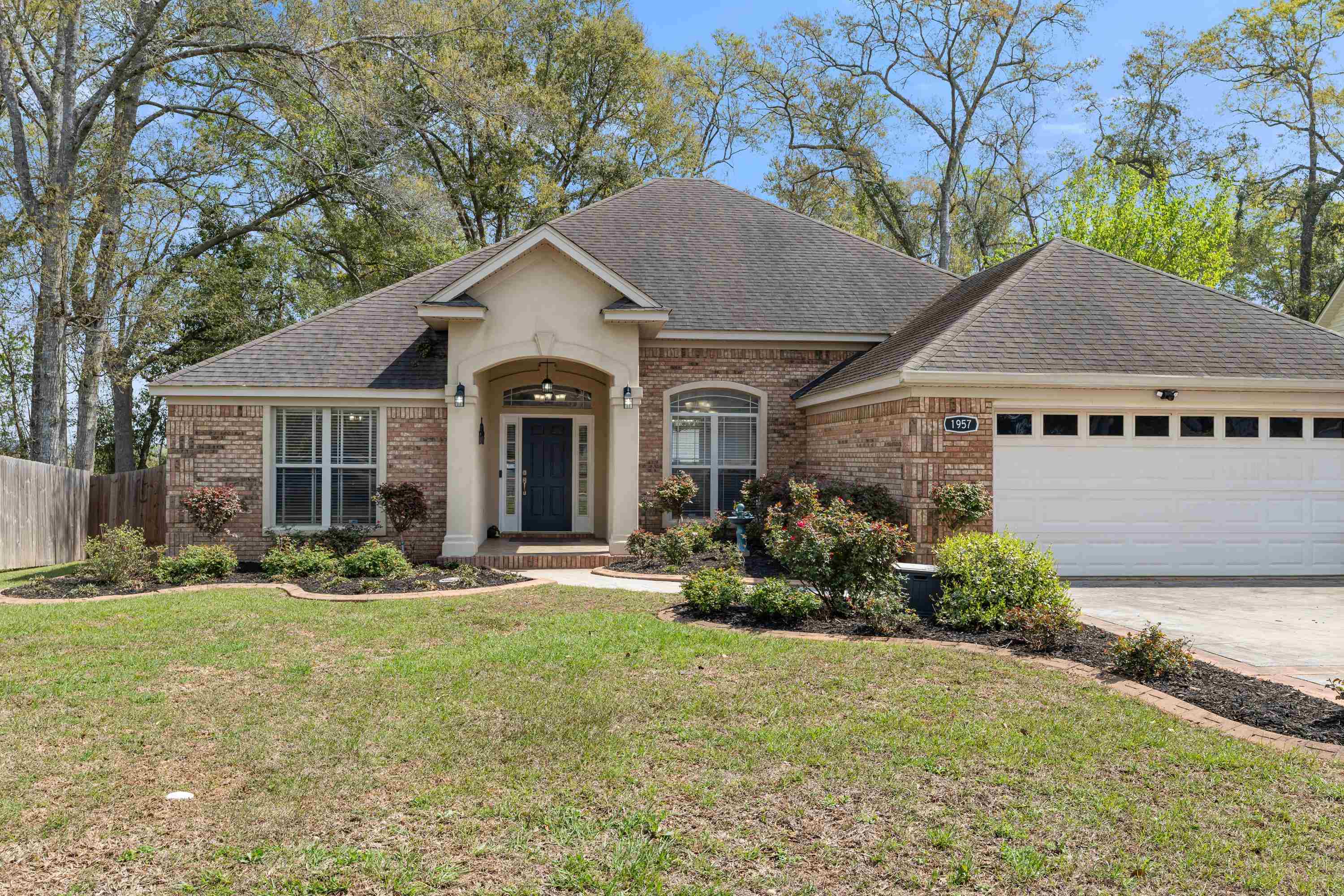 1957 Celtic Road Tallahassee, FL 32317 - Photo 3 of 39 Gallery Image 3