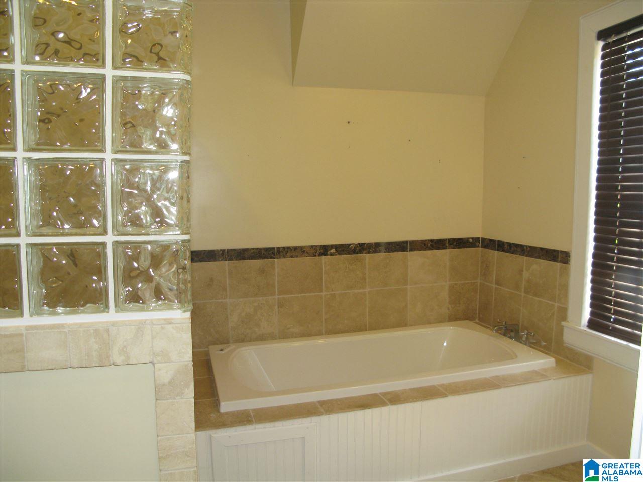 3500 Redmont Road Birmingham, AL 35213 - Photo 34 of 47