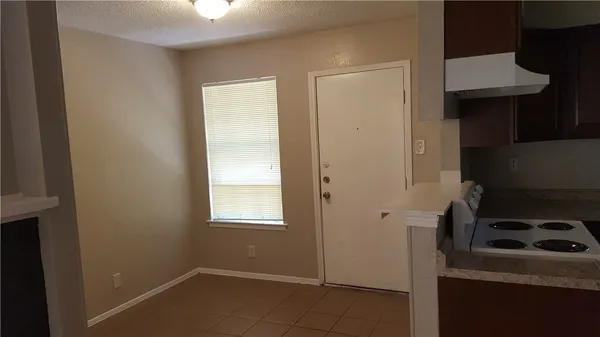 $1,600 | 507 Algerita Drive, Unit A, Georgetown, TX 78628