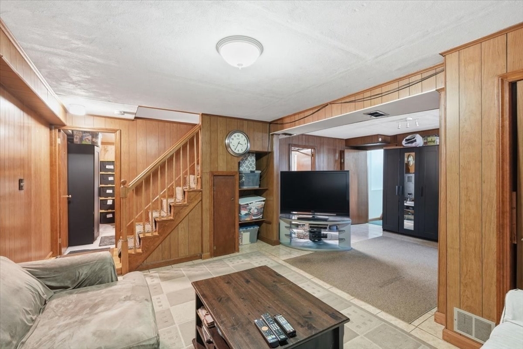 3 Devine Road Randolph, MA 02368 - Photo 24 of 41