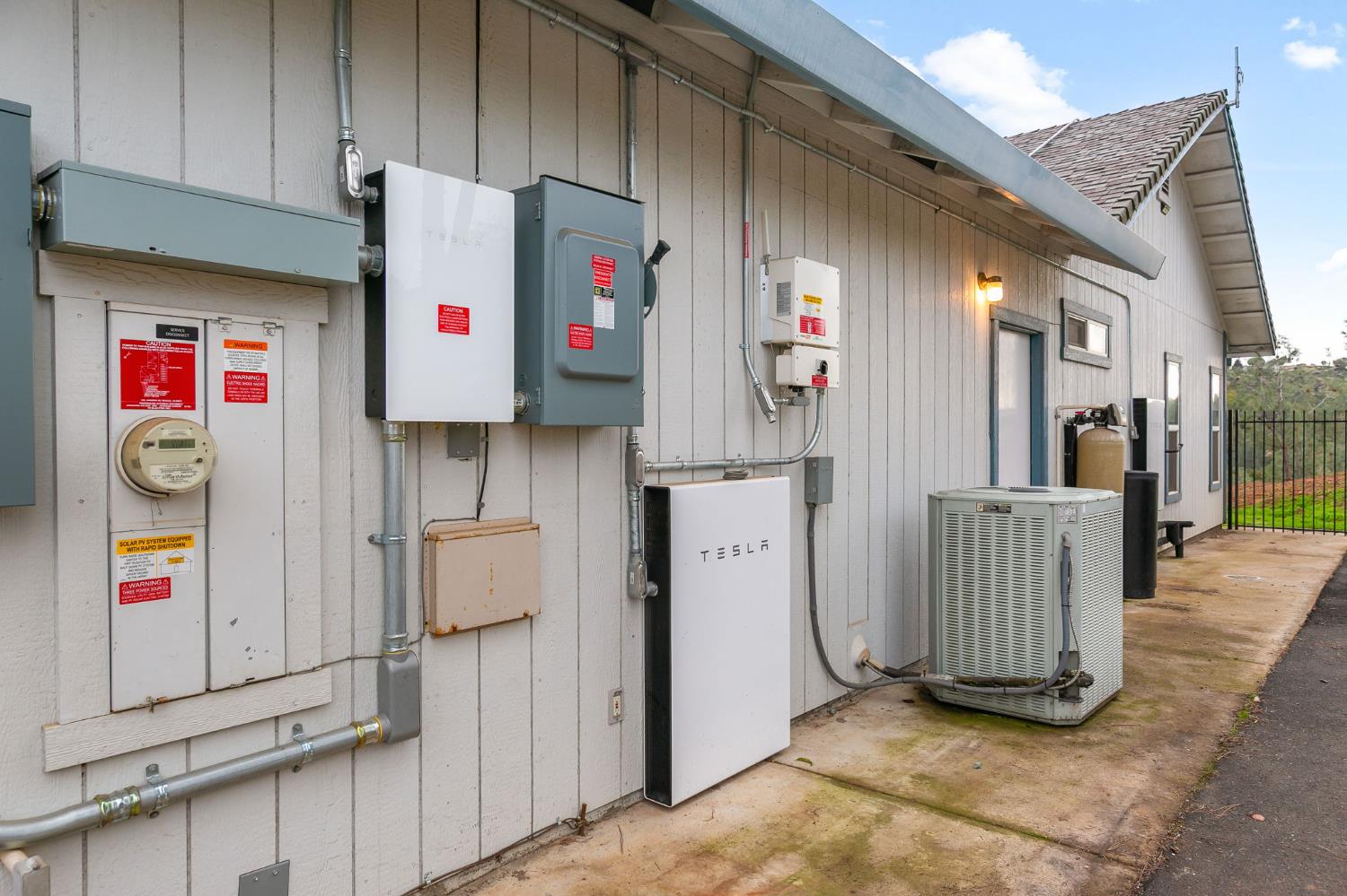 1261 Jurgens Road Rescue, CA 95672 - Photo 30 of 74 a utility room with fridge and window