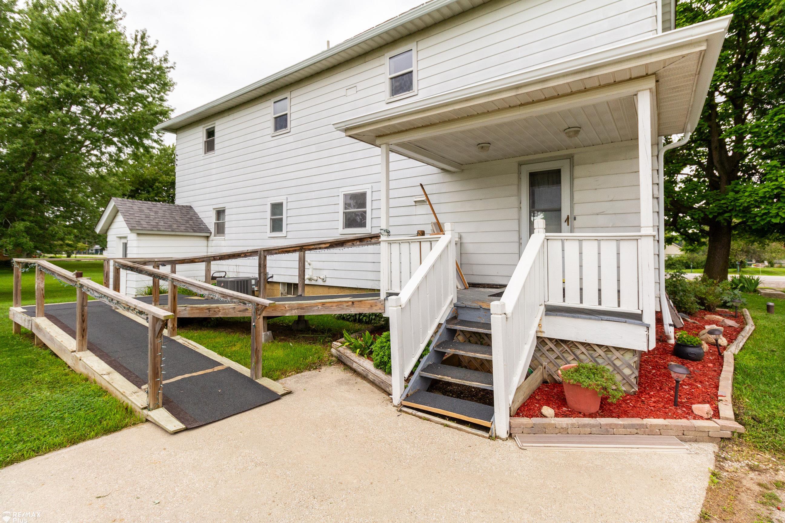 7262 East Bristol Road Davison, MI 48423 - Photo 36 of 38 50151376-2c2d1b8c-c058-4a67-a1dd-839c2f213437.JPG