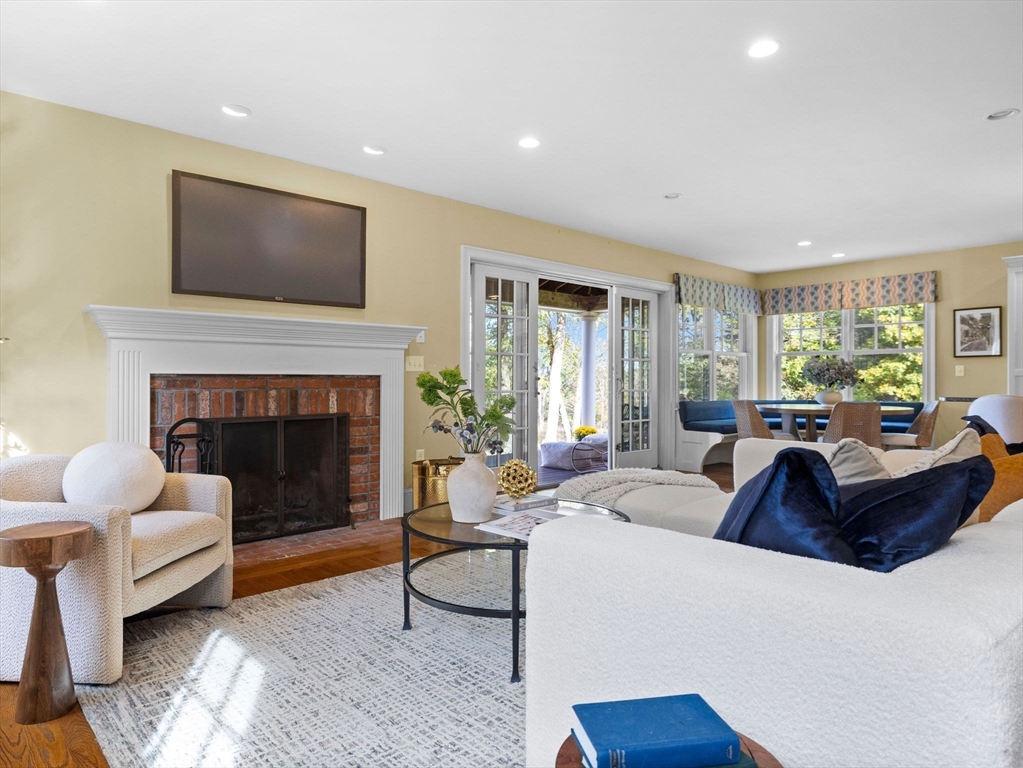 25 Nason Hill Road Sherborn, MA 01770 - Photo 8 of 29 Gallery Image 8