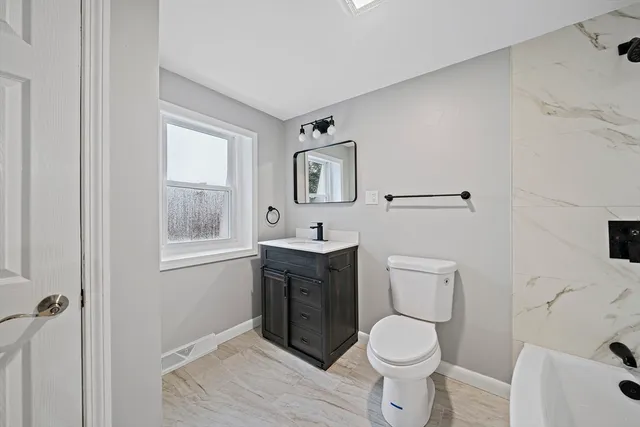 $829,900 | 58 Woodlawn Road, Randolph, MA 02368