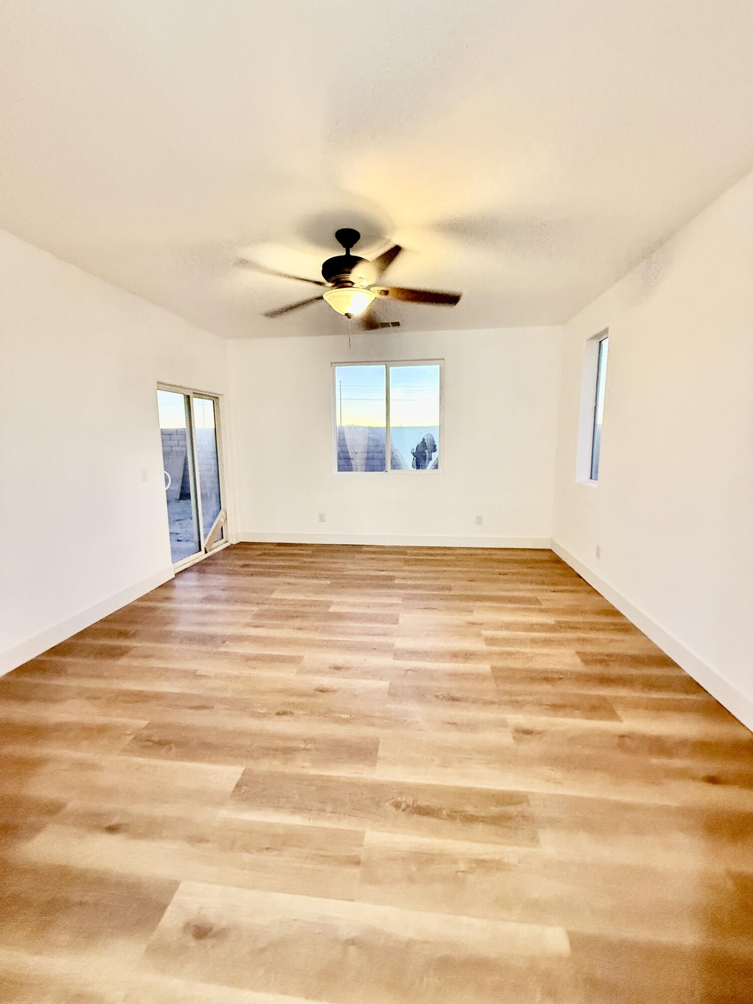 2283 Azure Avenue Thermal, CA 92274 - Photo 12 of 26 IMG_2274