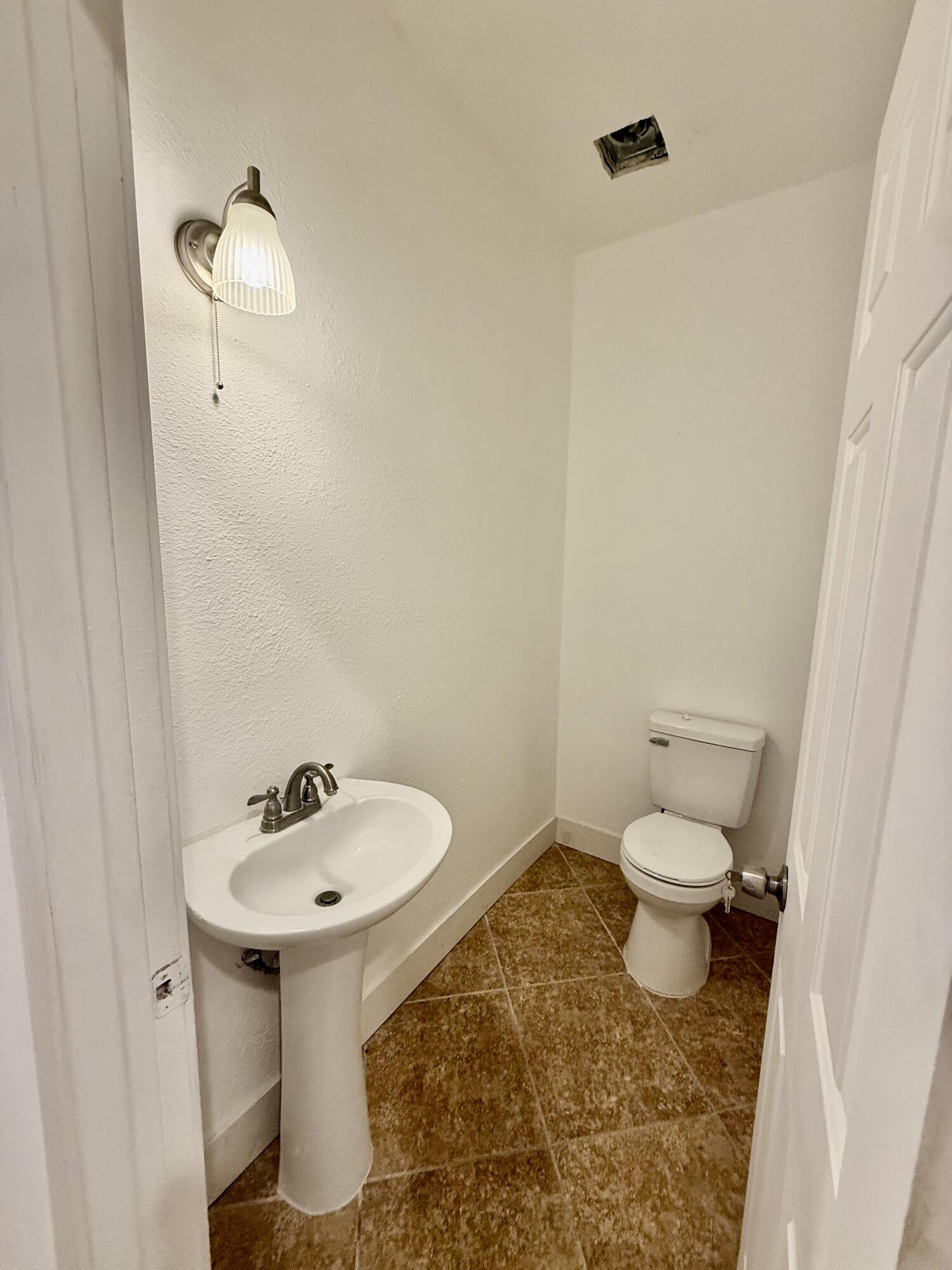 2283 Azure Avenue Thermal, CA 92274 - Photo 25 of 26 IMG_2280