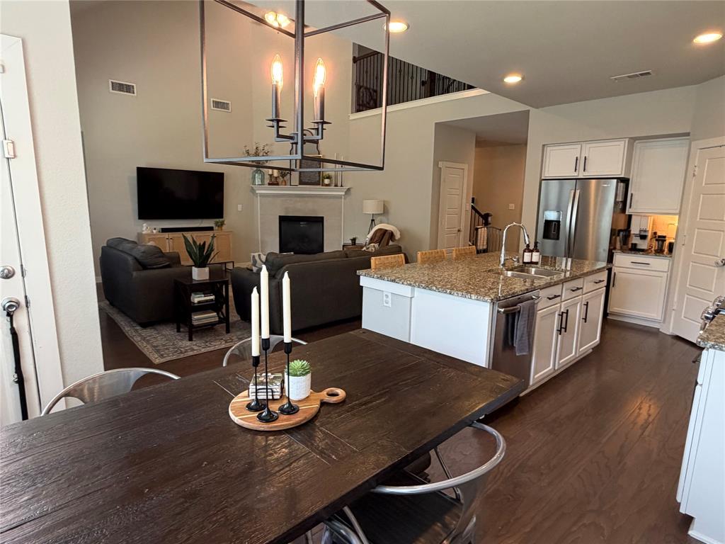 1636 Trail Side Road Wylie, TX 75098 - Photo 13 of 34 Living, nook and kitchen