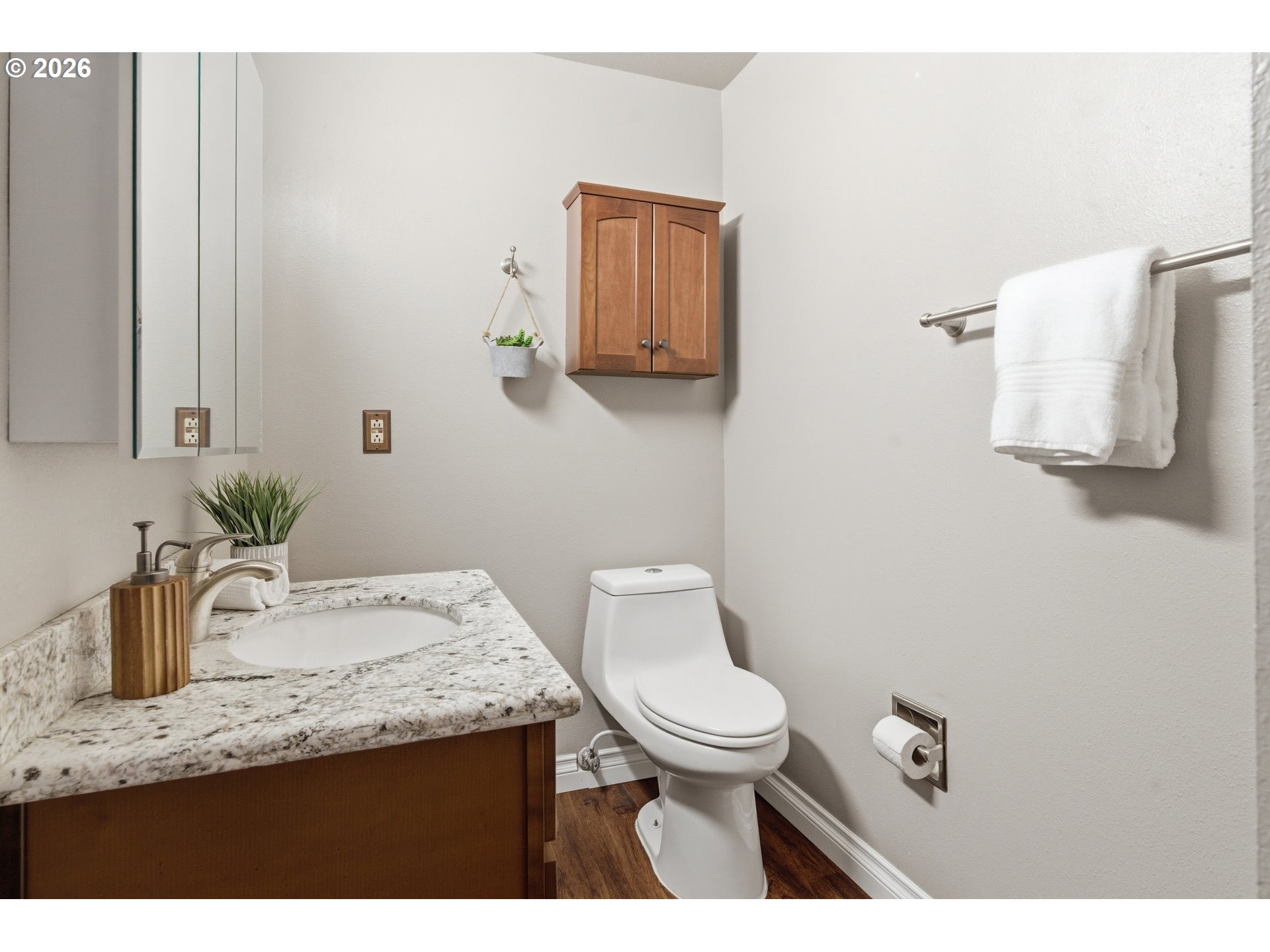9649 Southwest Davies Road Beaverton, OR 97008 - Photo 16 of 46