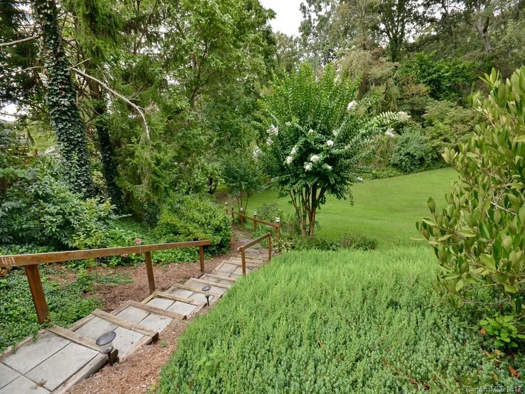 1 Graystone Road Asheville, NC 28804 - Photo 23 of 24 Gallery Image 23