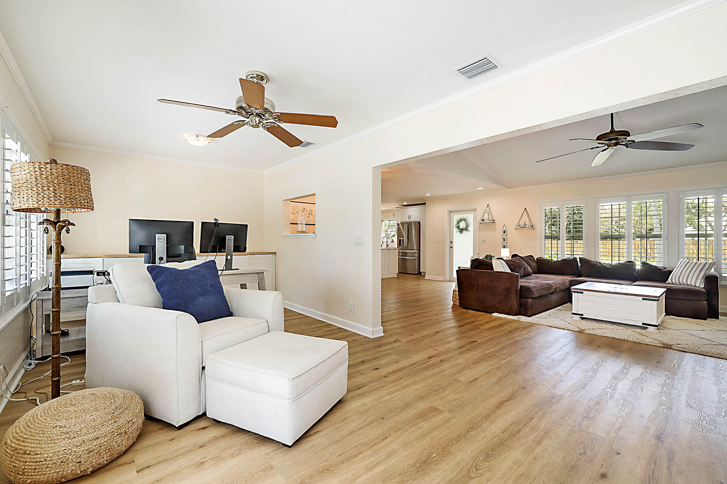 711 Warren Drive Jupiter, FL 33458 - Photo 18 of 42 Family Room